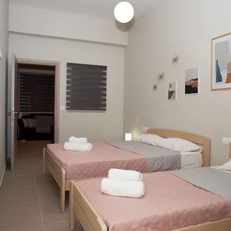 Giotis Appartement *
