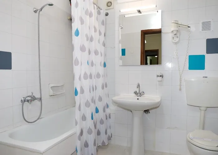 Giotis Appartement *